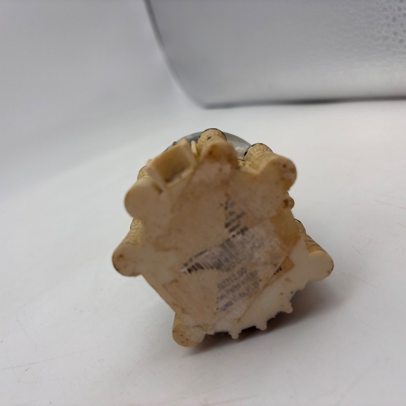 Disney WDW Parks Mickey Mouse and Castle Collectible Mini Water Snow Globe - Picture 5 of 8